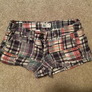 American Eagle Plaid Shorts, Women’s Size 6, Excellent Condition! (Worn Once)
